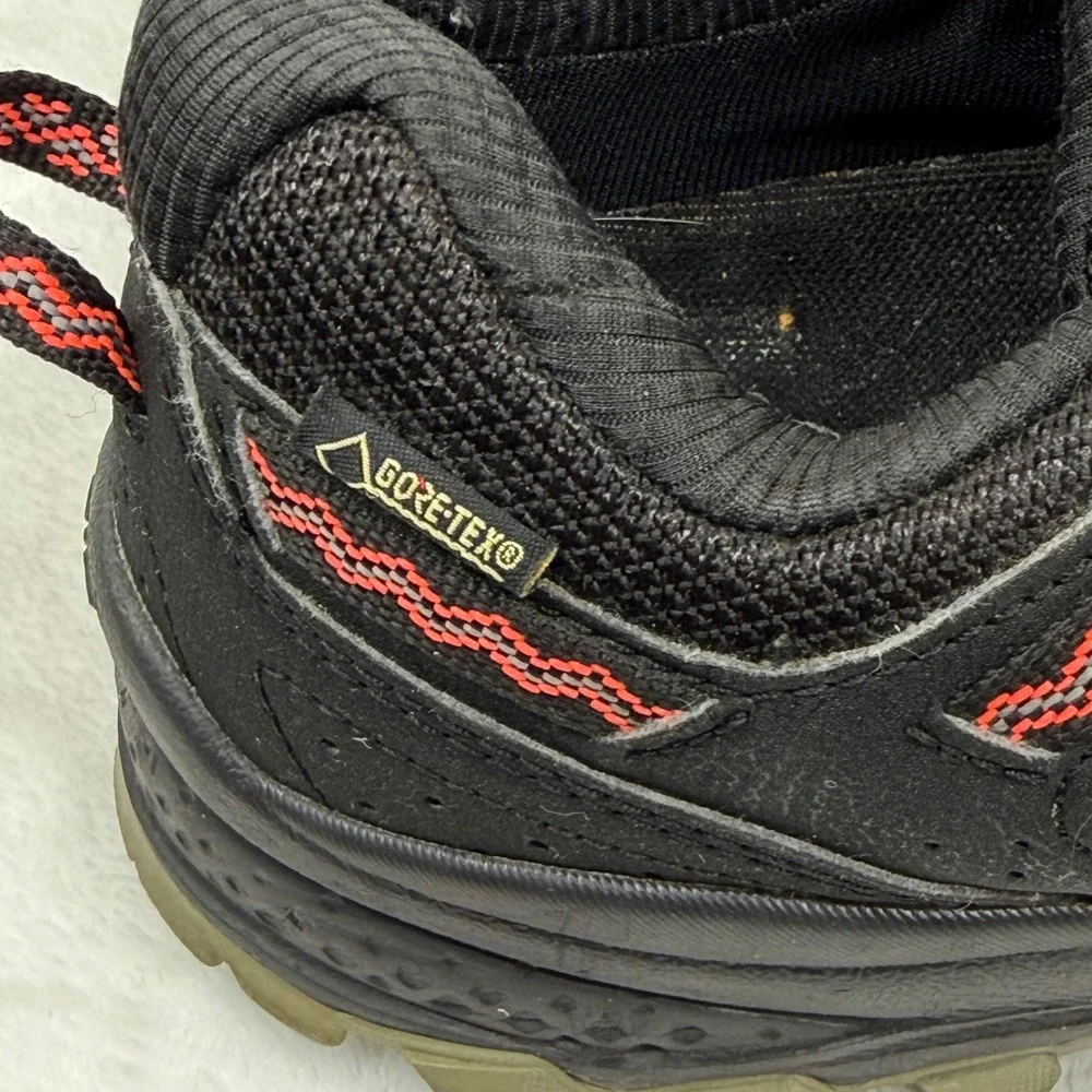 Saucony Excursion TR12 GTX Womens 10‎ Black Red Gore-Tex Trail Running S10453-1